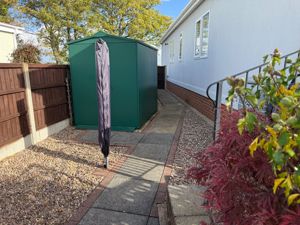 Photo 8- click for photo gallery